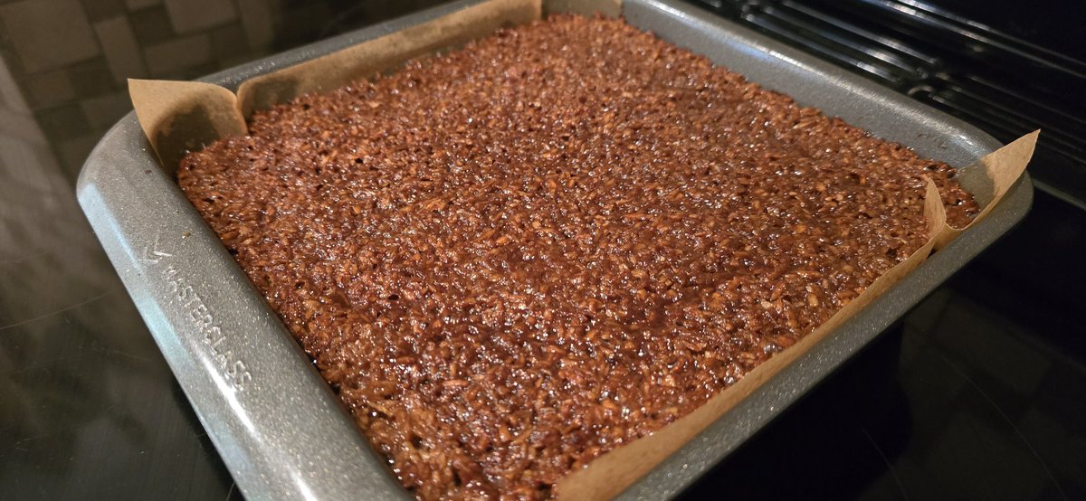 redteamJSY's tweet image. Tried baking the @spectator "Danish Dream Cake" recipe...like a coconut flapjack on top of a sponge! 
#weekendbaking