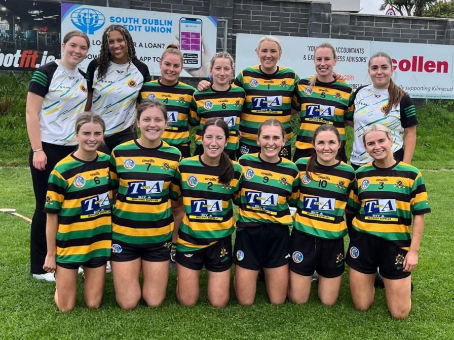 Commiserations to our girls who lost the quarter -final of the Kilmacud /Crokes 7's by 2 points.....well done girls and enjoy the rest of the weekend...see ye tomorrow in Croke Park to support Emma and Cork
🔴⚪
💚🖤💛