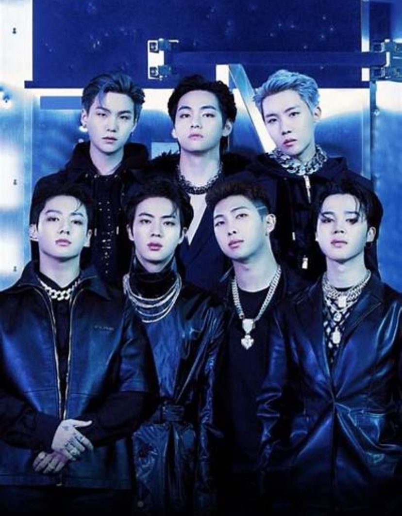TheePopCore's tweet photo. Jimin makes history as the most streamed K-pop act on Spotify US, surpassing his own group BTS. https://t.co/3MImuTTUxC