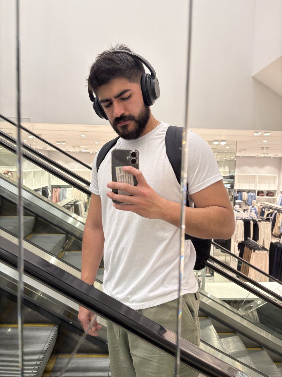 sher_mit's tweet photo. 🧔‍♂️ https://t.co/yNYsJxzrNK