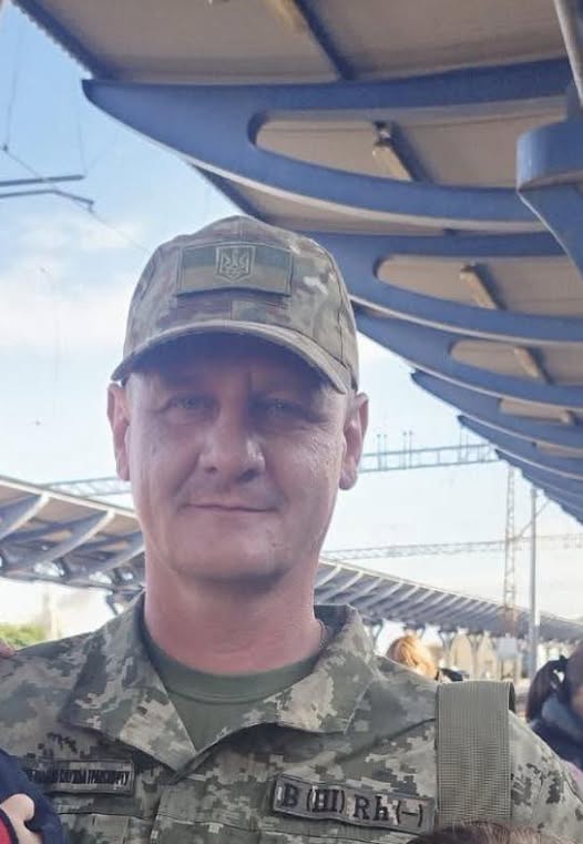 Всеукраїнська Спілка Побратими України

З сумом повідомляю, що на війні з російським агресором загинув мій Друг  з Закарпаття Побратим Кіборг Віктор Гафич, з яким ми в 2014 -2015 роках захищали Донецький аеропорт в складі 80 бригади.
Вічна та світла пам’ять  Друже!