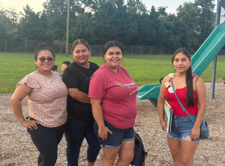 _AndyJacks's tweet image. Thank you to all of our families and staff for joining us for Popsicles on the Playground earlier this week! #EllisExplorers
