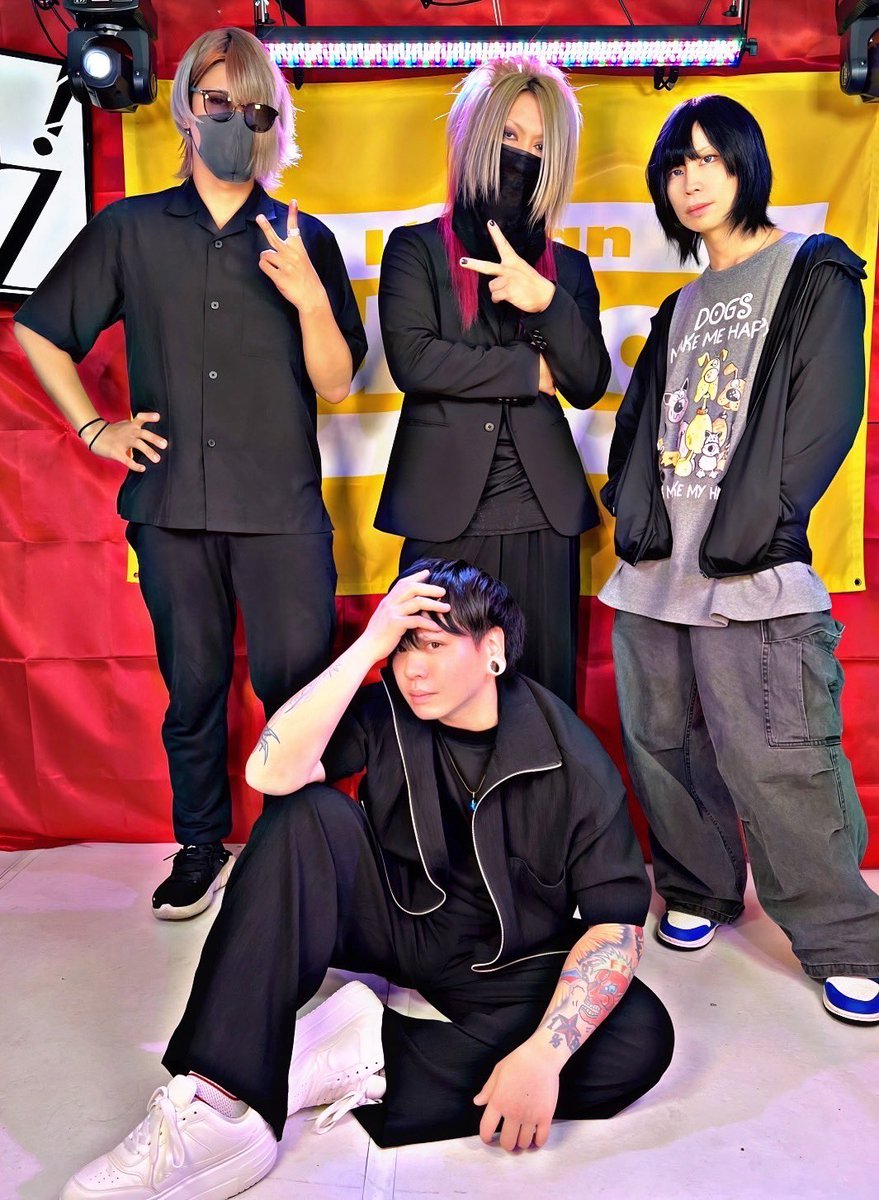 MizaOn_official's tweet photo. 【情報解禁】

ミザオン！みざりおーるの音牙紅堂Z
第111回「チンチン」 配信決定

9月14日(日) 池袋RED-Zone ANERISのワンマンにて解散が決まったチンチンが最後のミザオン！出演です！

出演

チンチン

MC
みざりおーる

配信日 8月23日 https://t.co/diEEHcotZE