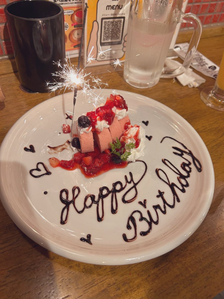 hoshika11_nana7's tweet photo. もなちゃとデート＆お誕生日お祝いしたよって写真 https://t.co/KDuKbt0rTK