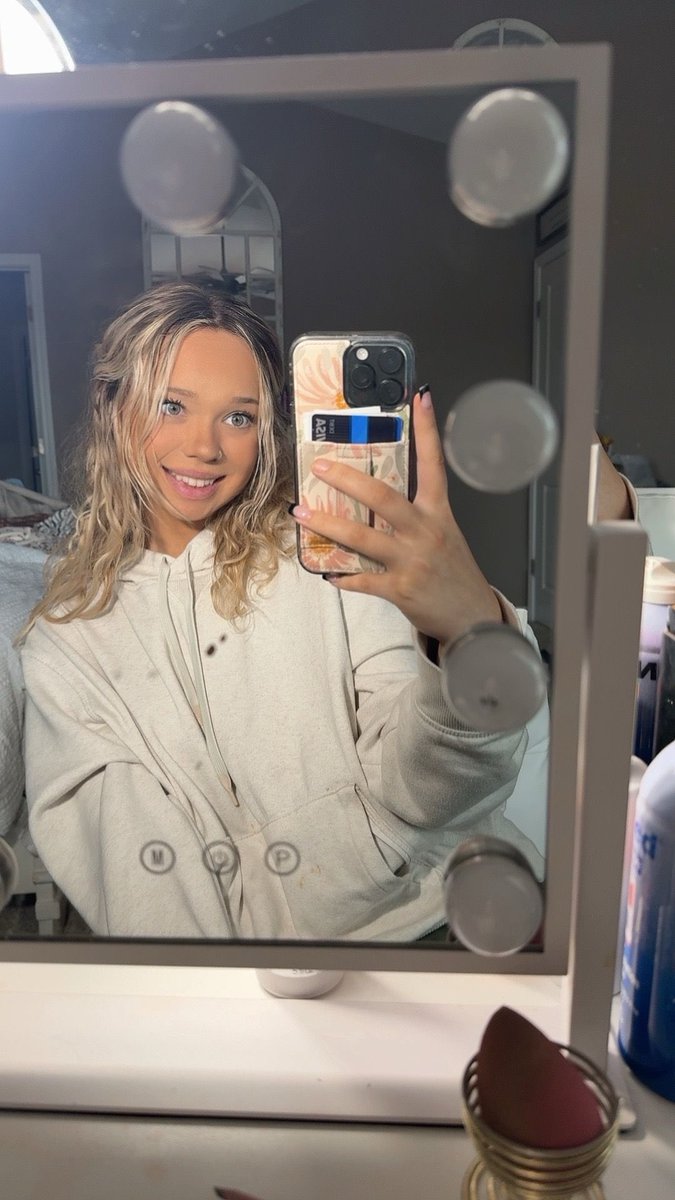 Great fans should inbox me for his or her giveaway package 📦😜