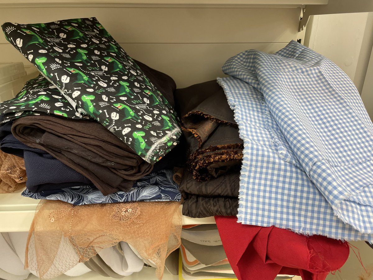 ButtonsBows6's tweet image. We have some different sized off-cuts &amp;amp; bead boxes, which we've had to put over by the elastic due to space. £5 each for the larger off-cuts, £1 each for the smaller off-cuts, £2 for the larger bead boxes &amp;amp; £1 for the small box. Available in store only #offcuts #beadboxes