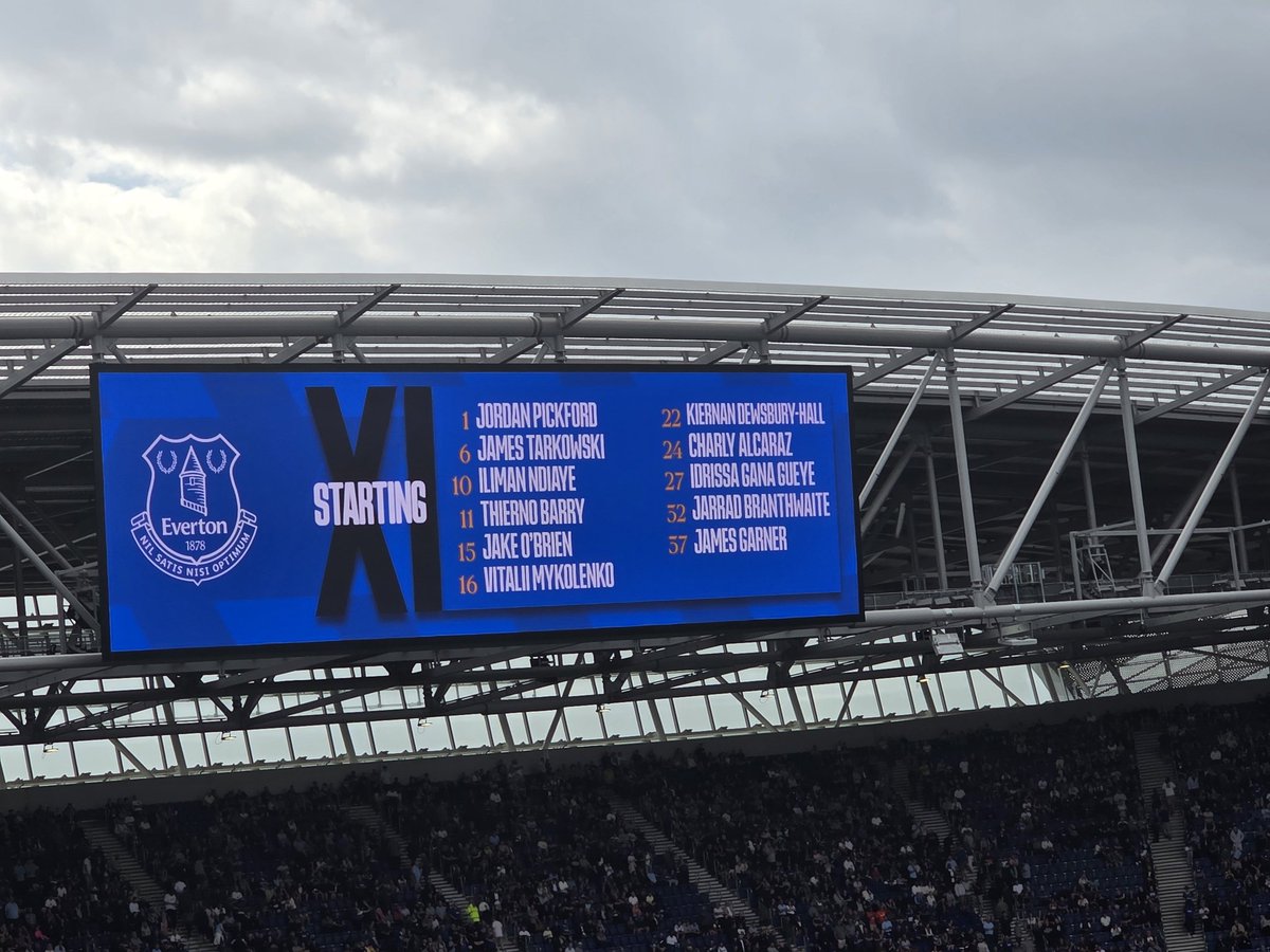 Mrs Christopher tweet media