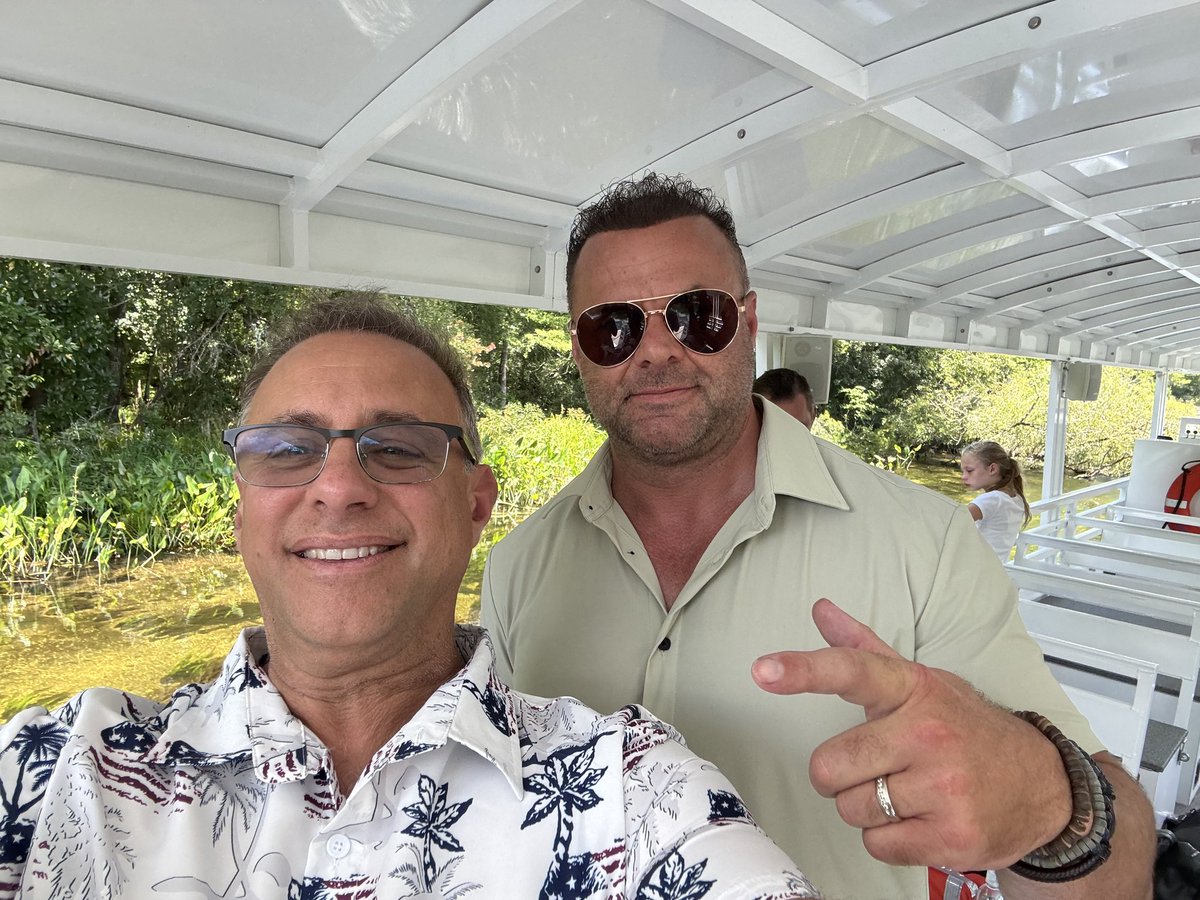 XCDmusic's tweet image. The Machine #machinework #networking #patriot