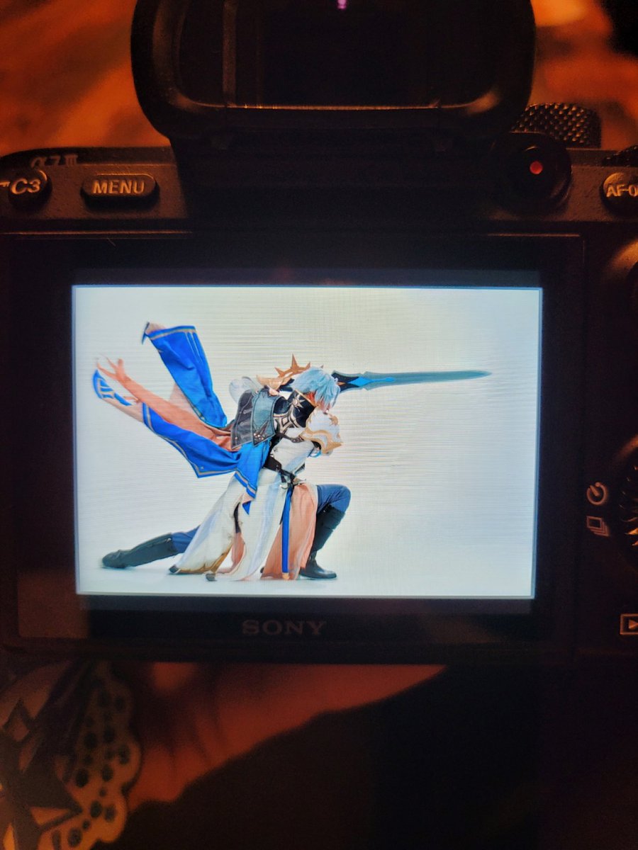25.08.09
Preview

"구세주"