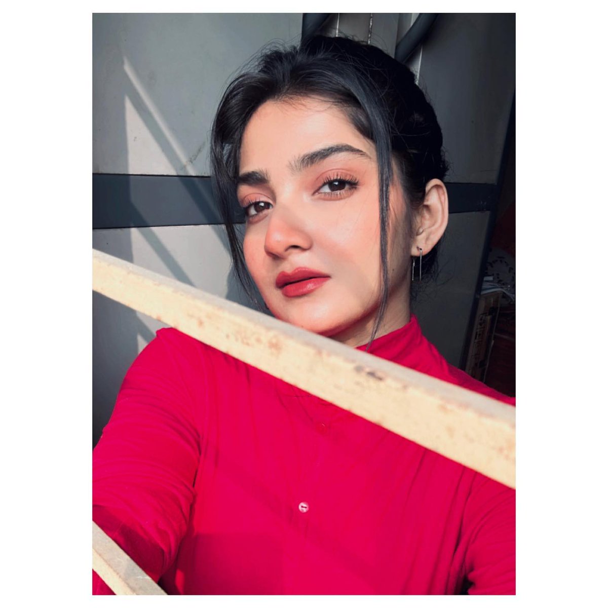 Megha Choudhary (@meghachoudharyy) on Twitter photo जो हाथ मे ना हो उसे मन से आजाद कर देना चाहिए
#रक्षाबंधन_की_हार्दिक_शुभकामनाएं
#SelfLove #selfRespect
#RakhiFromAmritsarNorth
#ModiCaresForSisters
#TyMahaCM4LadkiBahin
<a href="/guneshgodara/">Ganesh Godara</a> <a href="/JatniGunnu/">Gunnu जाटणी</a>
<a href="/BhadalaSanjay/">Sanjay Choudhary Tonk</a> <a href="/Choudhary5068/">Dinesh choudhary</a> जो हाथ मे ना हो उसे मन से आजाद कर देना चाहिए
#रक्षाबंधन_की_हार्दिक_शुभकामनाएं
#SelfLove #selfRespect
#RakhiFromAmritsarNorth
#ModiCaresForSisters
#TyMahaCM4LadkiBahin
<a href="/guneshgodara/">Ganesh Godara</a> <a href="/JatniGunnu/">Gunnu जाटणी</a>
<a href="/BhadalaSanjay/">Sanjay Choudhary Tonk</a> <a href="/Choudhary5068/">Dinesh choudhary</a>