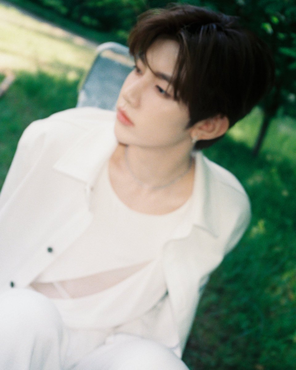 ZB1_official's tweet image. ZEROBASEONE THE 1ST FULL ALBUM
❝𝙉𝙀𝙑𝙀𝙍 𝙎𝘼𝙔 𝙉𝙀𝙑𝙀𝙍❞

Concept Photo ORDINARY ver.
#ZHANGHAO #장하오

💿 Pre-Save
zb1.lnk.to/NEVERSAYNEVER

2025.09.01 18:00 (KST)

#ZEROBASEONE #ZB1 #제로베이스원
#NEVER_SAY_NEVER