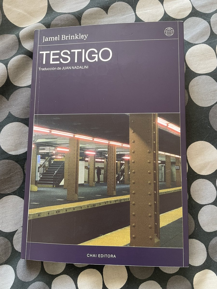 Juanefe (@juan_efegarcia) on Twitter photo Ensayo, poesía, sobre todo, de mi cosecha en la <a href="/FEditores/">#FED25 : Feria de Editores</a> y este espectacular libro de cuentos. Maravilla de <a href="/ChaiEditora/">Chai Editora</a>
Muy recomendable Ensayo, poesía, sobre todo, de mi cosecha en la <a href="/FEditores/">#FED25 : Feria de Editores</a> y este espectacular libro de cuentos. Maravilla de <a href="/ChaiEditora/">Chai Editora</a>
Muy recomendable