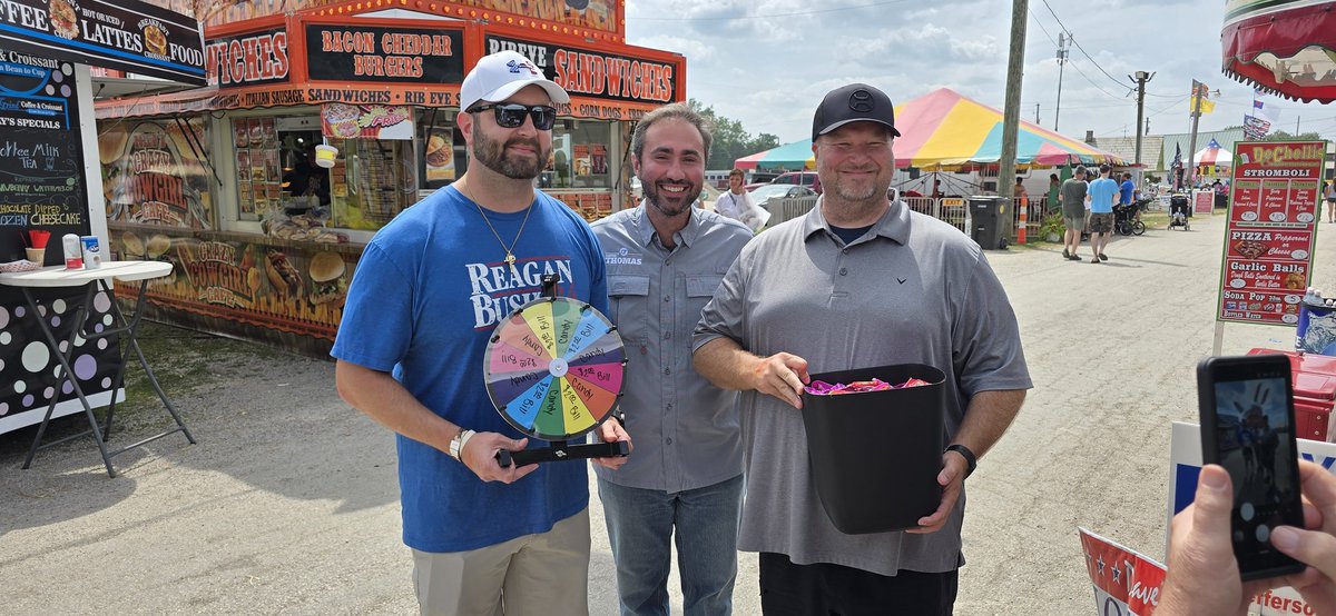 We've got awesome local officials all throughout Ashtabula County who have been at the fair talking with taxpayers helping at the Republican booth! Like GOTL Councilman Ryan Colby and Geneva Township Trustee Dave McGrath