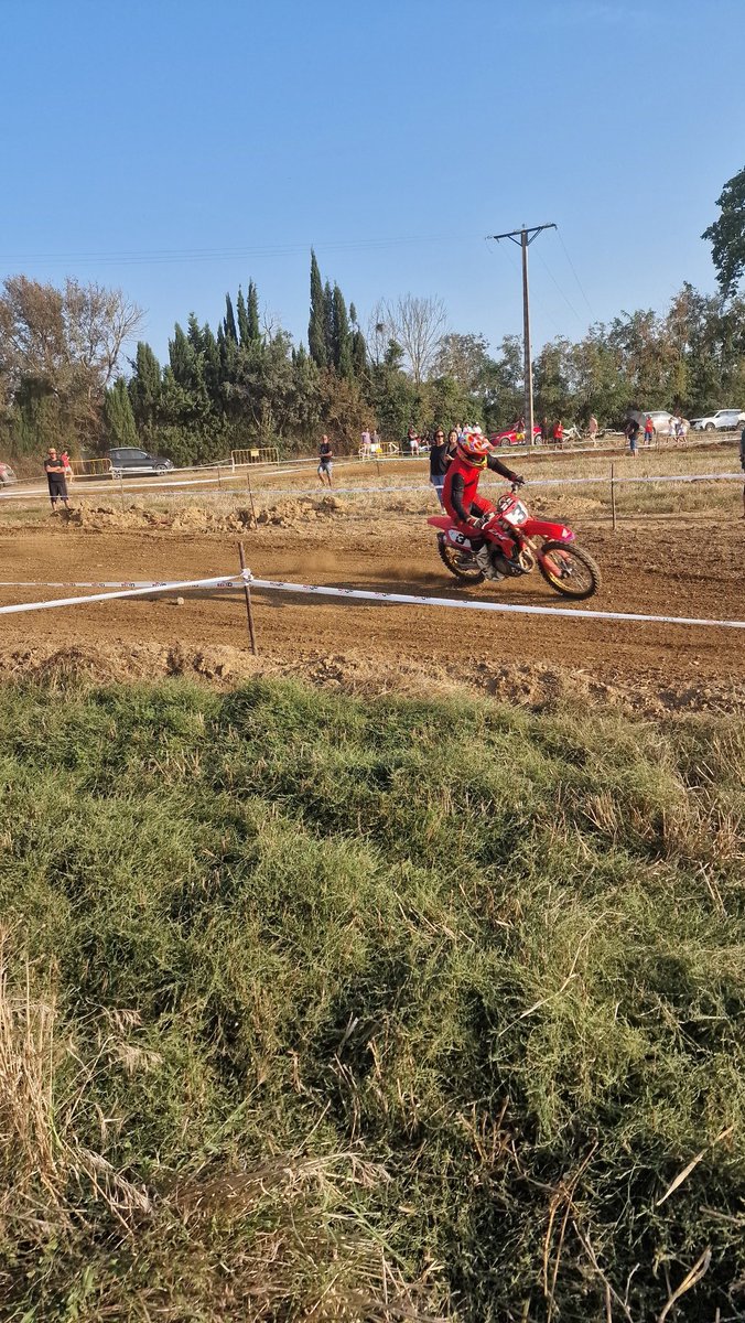 serison2013's tweet image. Hem acabat amb els ulls plens de pols i fum....
Però és el que passa quan t'agrada la benzina!!!