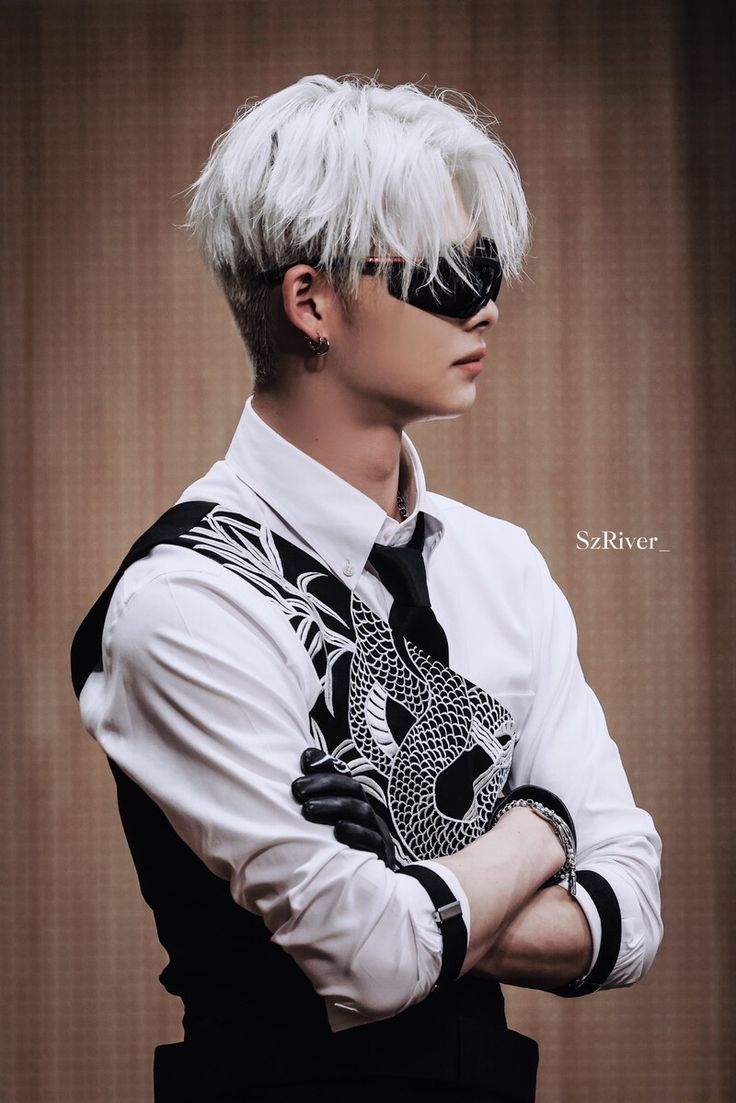 miyumkii's tweet image. Anime                                   Real life