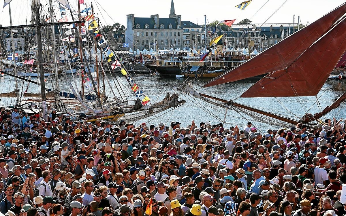 « Il faut jouer des coudes » : au Chant de marin, le port de Paimpol est noir de monde
➡️ go.letelegramme.fr/4GVY