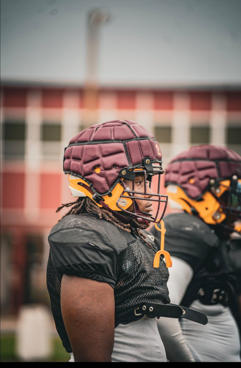 Senior Szn 🔜 #ALLINNOEXCUSES⏳