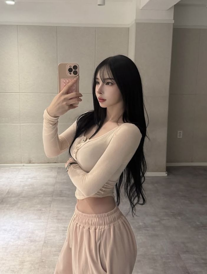 𝓐𝓼𝓲𝓪 𝓢𝓪𝓵𝓿𝓪𝓽𝓸𝓻𝓮 | 𝟣6
🇷🇺 𝓐𝓻𝓽𝓲𝓼𝓽𝓪 𝓭𝓮𝓵 𝓭𝓲𝓼𝓯𝓻𝓪𝔃 &amp; 𝓭𝓪𝓷𝔃𝓪 𝓪é𝓻𝓮𝓪
✨ 𝓣𝓻𝓪𝓷𝓼𝓯𝓸𝓻𝓶𝓸 𝓬𝓪𝓭𝓪 𝓽𝓮𝓵𝓪 𝓮𝓷 𝓶á𝓰𝓲𝓪
🚫 𝓷𝓸 𝓪𝓵 𝓬𝓸𝓷𝓽𝓪𝓬𝓽𝓸 𝓯í𝓼𝓲𝓬𝓸
🎨 𝓥𝓲𝓿𝓲𝓻 𝓮𝓷𝓽𝓻𝓮 𝓹𝓮𝓻𝓼𝓸𝓷𝓪𝓳𝓮𝓼 𝔂 𝓼ueñ𝓸𝓼