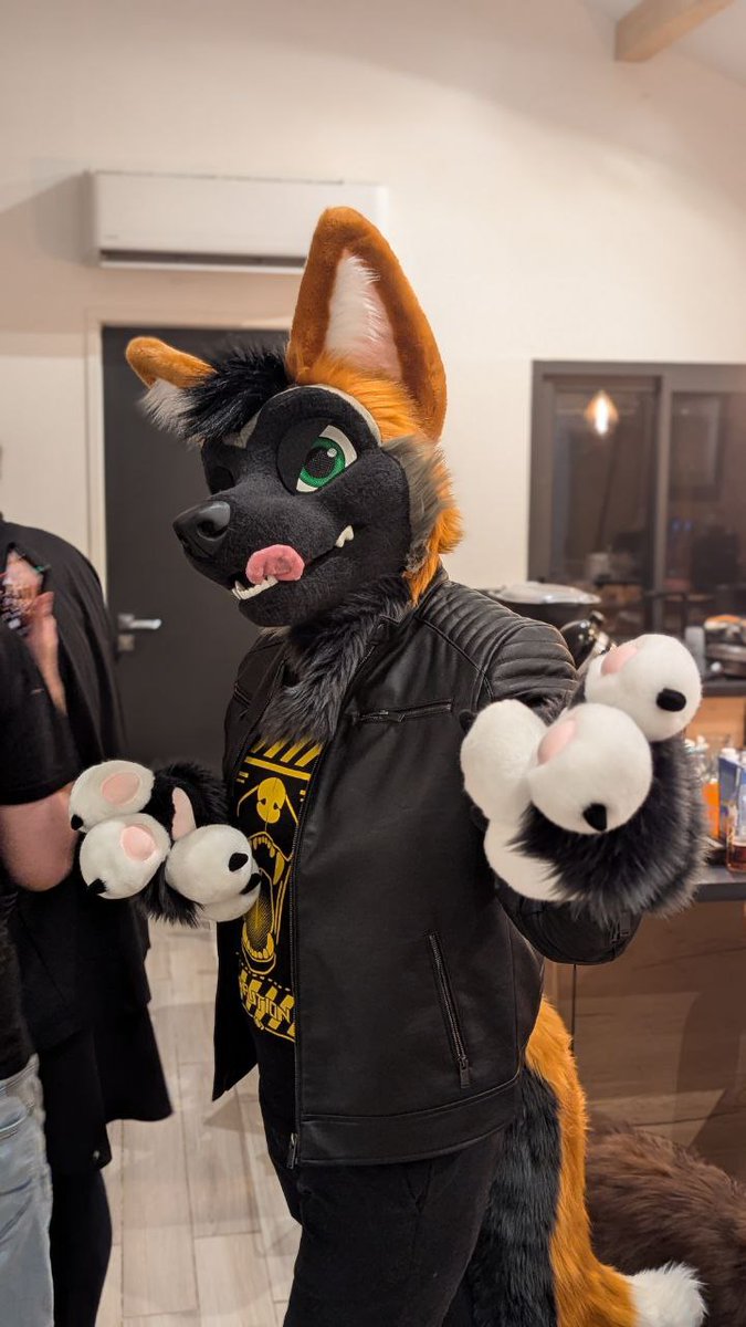 Mane character 🔜 CFZ, BFF, FBL (@adedranwolf) on Twitter photo Please welcome Orbit, bitches.
This cross fox is here to cause trouble 😈
🪡: <a href="/AlphaDogsStudio/">Alpha Dogs</a> Please welcome Orbit, bitches.
This cross fox is here to cause trouble 😈
🪡: <a href="/AlphaDogsStudio/">Alpha Dogs</a>
