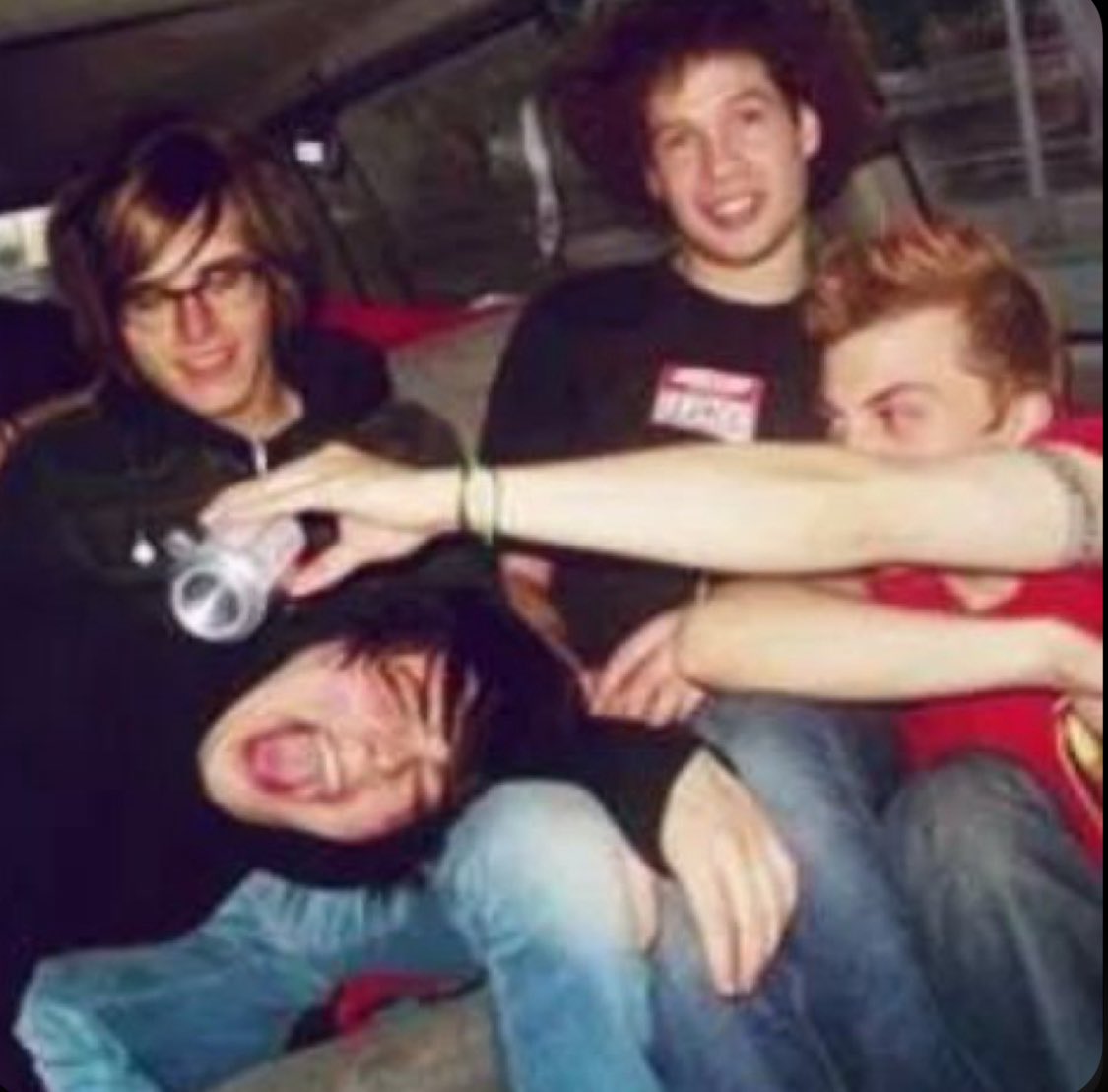 demo1itiondecay's tweet image. who is playing metlife tonight vs who is actually playing metlife tonight