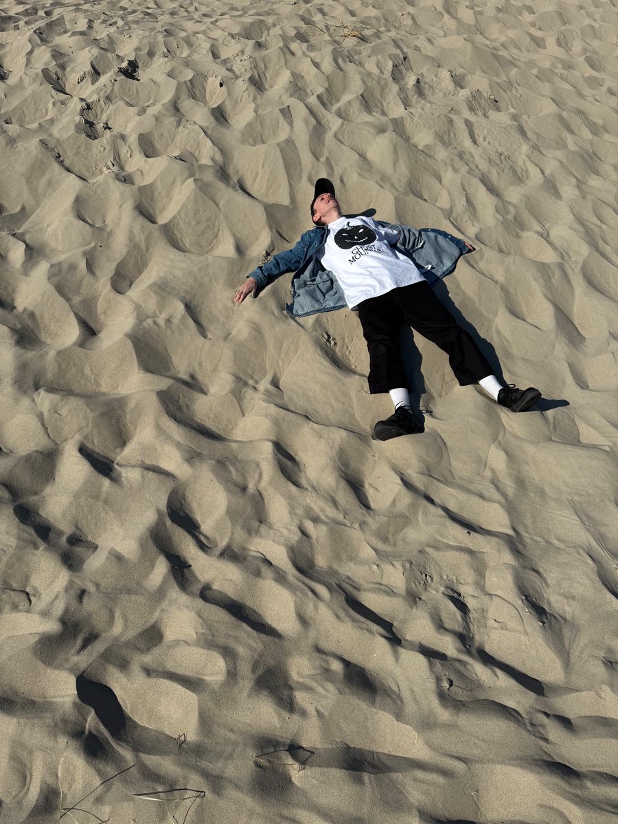 alaxander tweet media