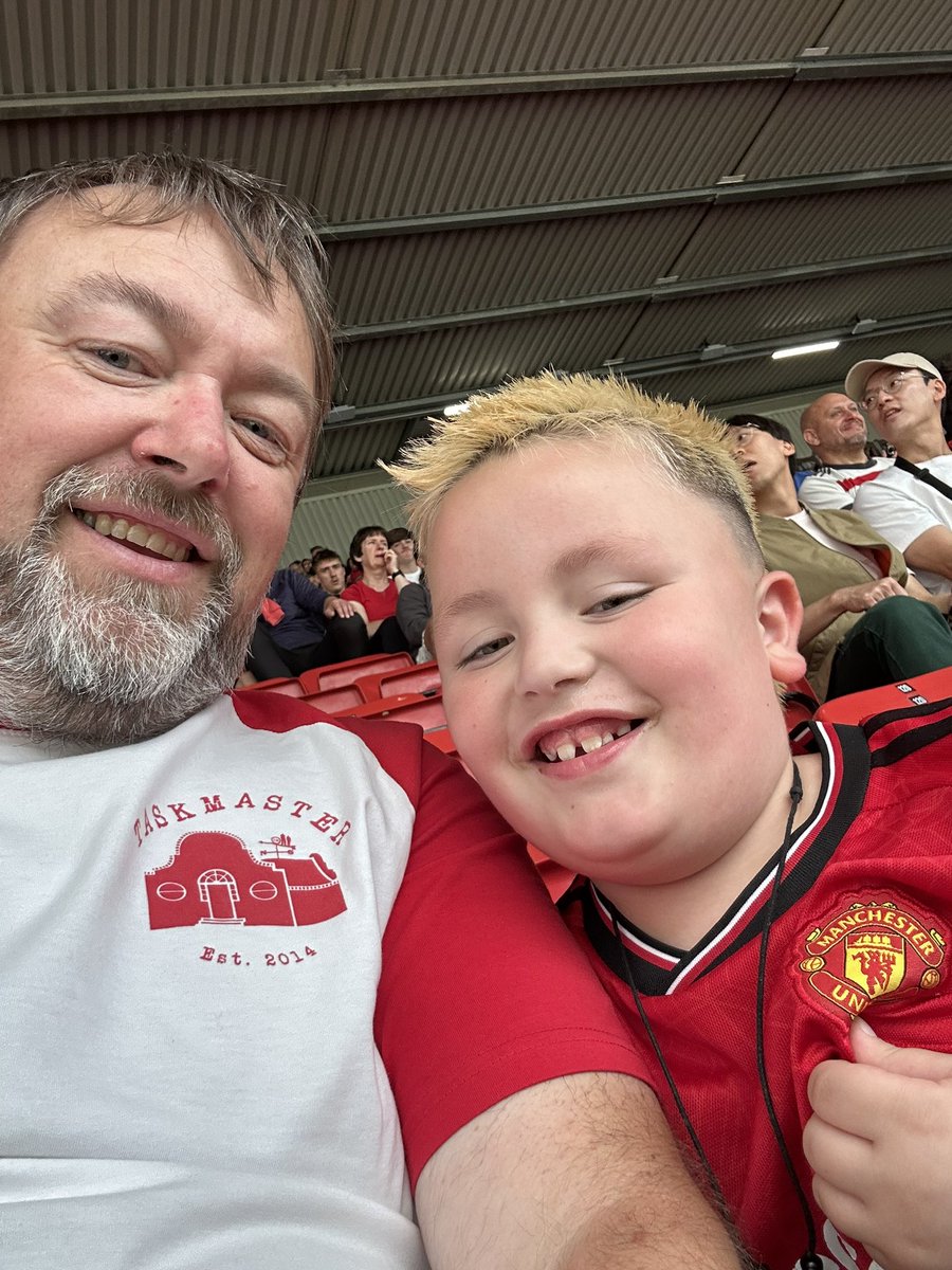 johnmufc20times's tweet image. First trip to OT today for the Jude boy, he’s got the bug now, have a feeling this is gonna be costly lol