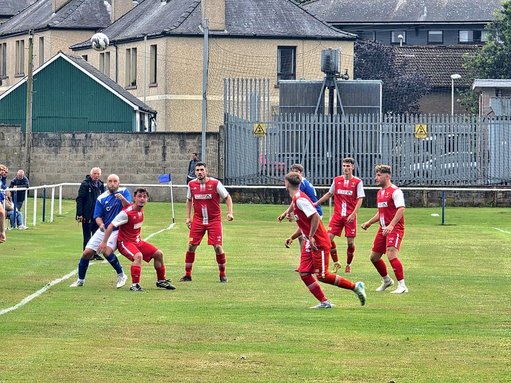 Full Time 

A fairly uneventful and evenly matched Forfar Derby at Strathmore Park. The home side squeaks a win. 

<a href="/ForfarWestEndFC/">@ForfarWestEndJFC</a> 1-0 <a href="/ForfarUnitedJFC/">ForfarUnitedJFC</a> 

#groundhopping #scottishfootball