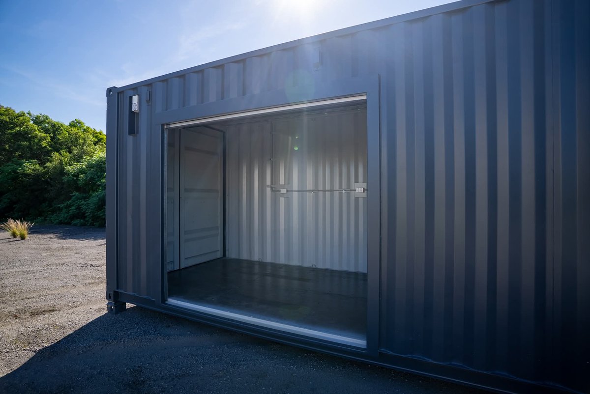 GroupMaphikwana's tweet photo. 12m xx 2.44m Open Plan Container https://t.co/IlUIlDHcKJ