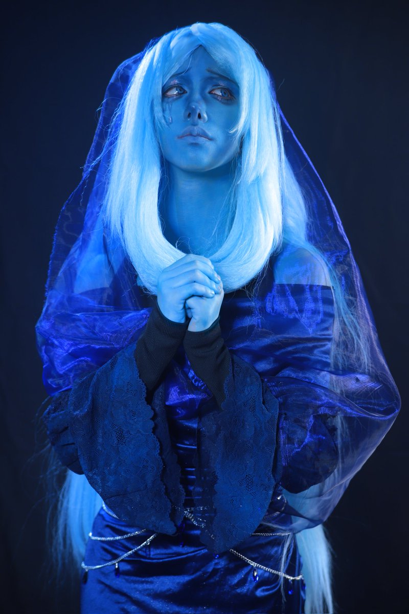 messyisnthere's tweet photo. #BlueDiamondCosplay #bluediamond #stevenuniverse https://t.co/1fIJLU8mnU