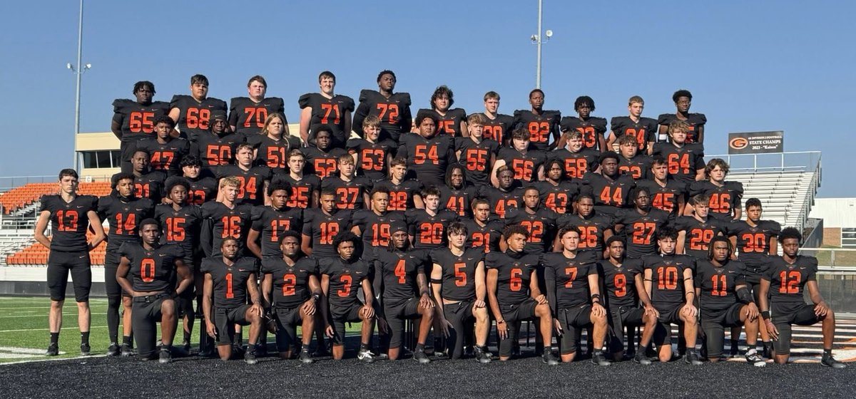 walden_whit's tweet image. 2025 Gilmer Buckeyes out here looking like grown men with families at home 😳 @GilmerBuckeyeFB @Only1_iscamara @VanSonger76 @TylerHagler67 @shaadtofine @GaugeTrossbach @Davionk3104