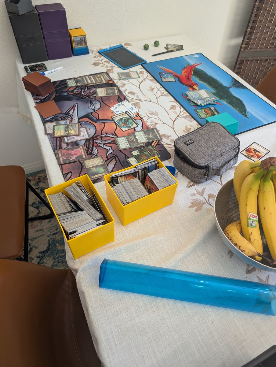 Anyone else's dining room table perpetually look something like this?! 

#eoe #mtga #mtg #magicthegathering #mthedh