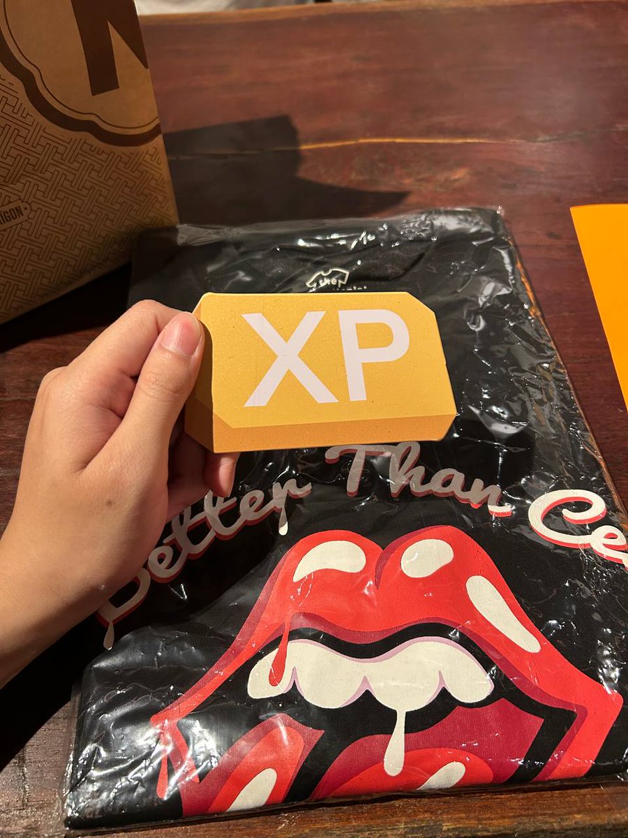 DittoGui 🔮⚡️ (@dittogui) on Twitter photo My first time meeting the <a href="/tradeparadex/">Paradex Network</a> team, and the Paradexios.
Big thanks to <a href="/tradeparadex/">Paradex Network</a> for great food, great ppl, and a gift to take home.
See u guys again thooooon! Yeaayyyy 🎉🎉 My first time meeting the <a href="/tradeparadex/">Paradex Network</a> team, and the Paradexios.
Big thanks to <a href="/tradeparadex/">Paradex Network</a> for great food, great ppl, and a gift to take home.
See u guys again thooooon! Yeaayyyy 🎉🎉
