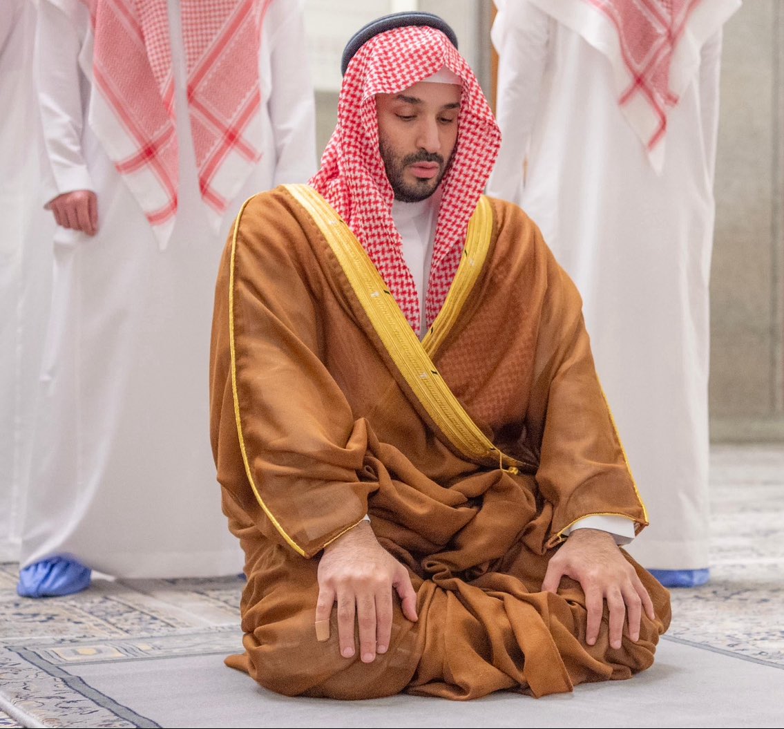 لا يحبك إلا شريف ولا يبغضك إلا خبيث.

#السعودية