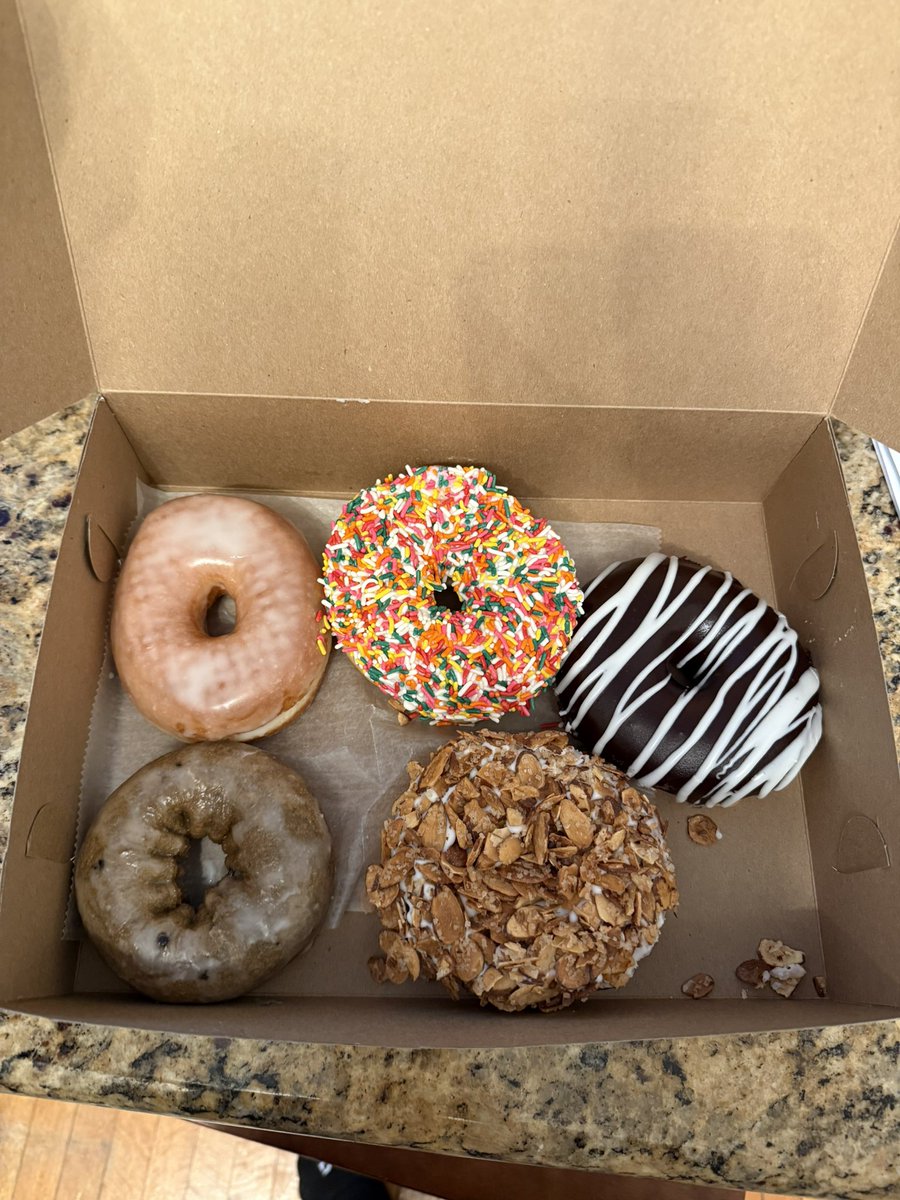 StuffCabbaged's tweet image. Where’s @BarstoolBigCat