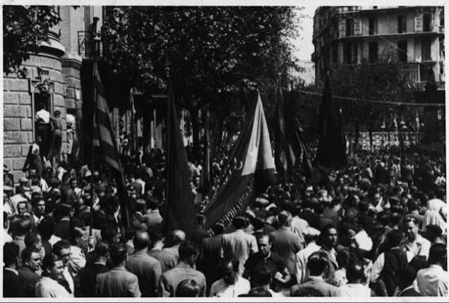 FonsDoc.Estat Català (@fd_ec) on Twitter photo 11 de setembre de 1937. Estelada d'Estat Català a Rafael de Casanoves i al Fossar de les Moreres. Voluntaries i voluntaris d' Estat Català a la manifestació amb estelades! #VenimDeLluny #MemoriaIndependentista <a href="/estat_catala/">Estat Català</a> 11 de setembre de 1937. Estelada d'Estat Català a Rafael de Casanoves i al Fossar de les Moreres. Voluntaries i voluntaris d' Estat Català a la manifestació amb estelades! #VenimDeLluny #MemoriaIndependentista <a href="/estat_catala/">Estat Català</a>