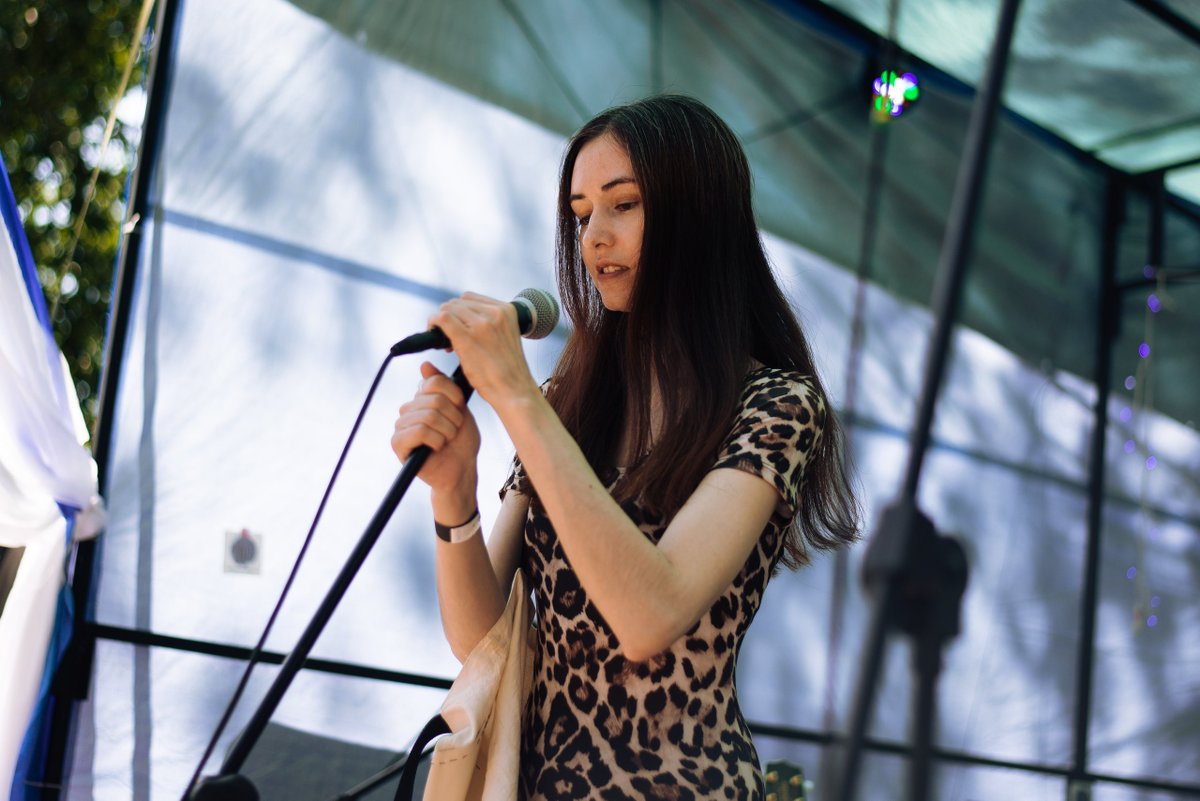 atariame's tweet image. Thanks to Bereg festival in my hometown and to Yulia Malafeeva (vk.com/ch_ph4) for the pictures ✨🍀 Summer vibes, I was so happy t play 🌞