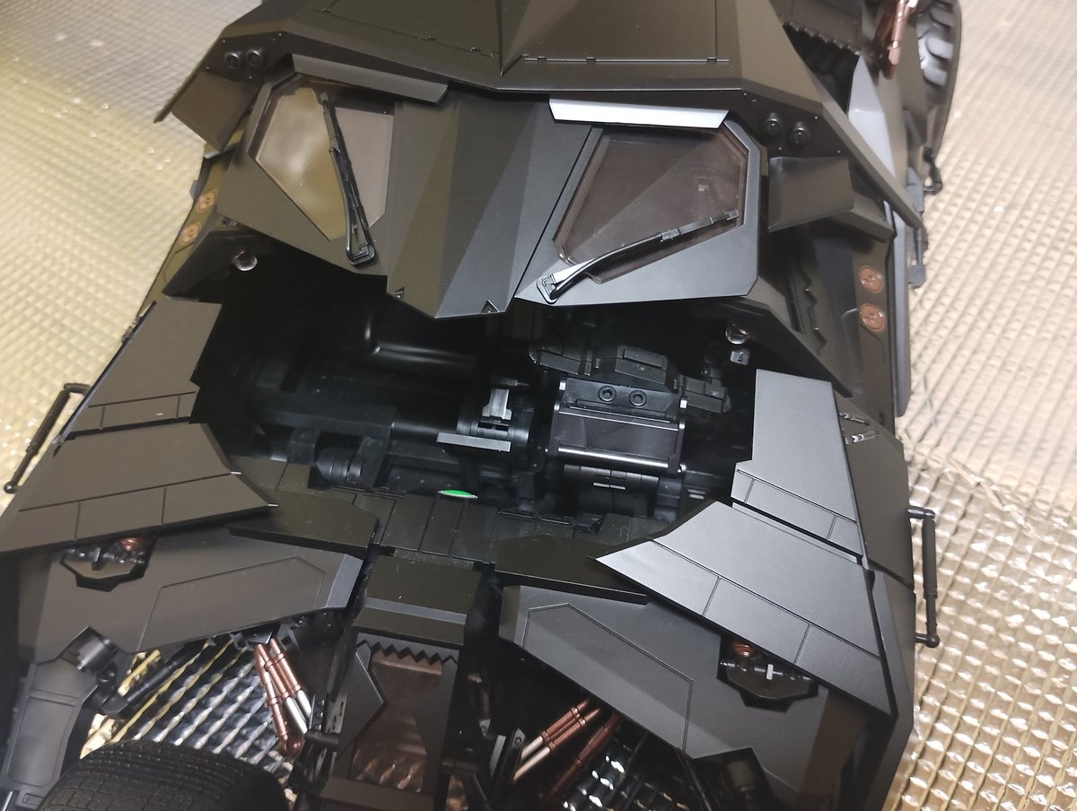 crazybonecrazy's tweet image. 内部も割と作り込まれてるし、インアートと並べて
「俺はホッケーパッドなどつけん！！」ごっこできる（スーツ違うけど

 #modoking
 #inART