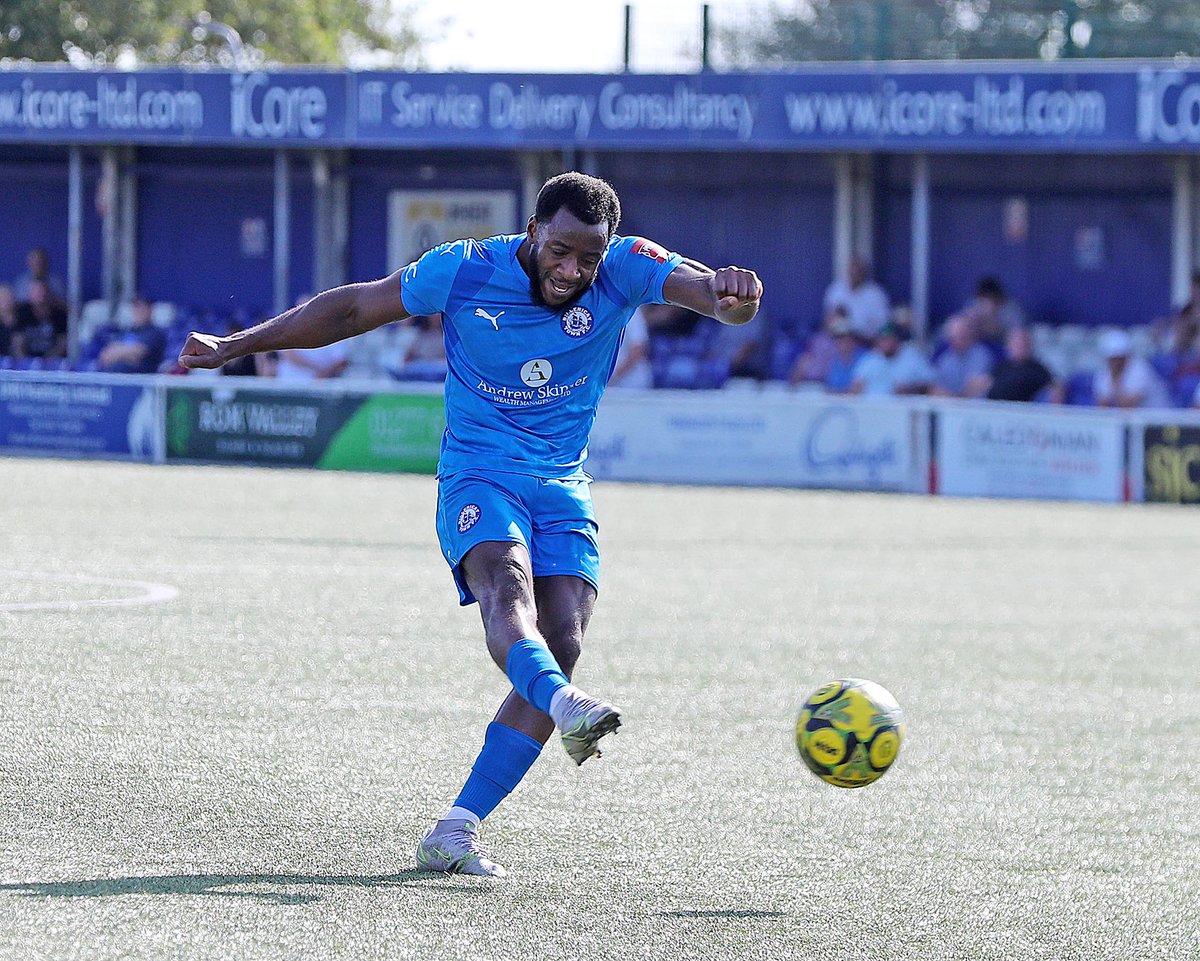 NickyHayesPhoto's tweet image. A superb strike from @Tyrell8Miller secures an opening game 2-1 victory for @BTFC over @WinFinchleyFC in the @IsthmianLeague Premier. Great start for @mccann2507 and his team.