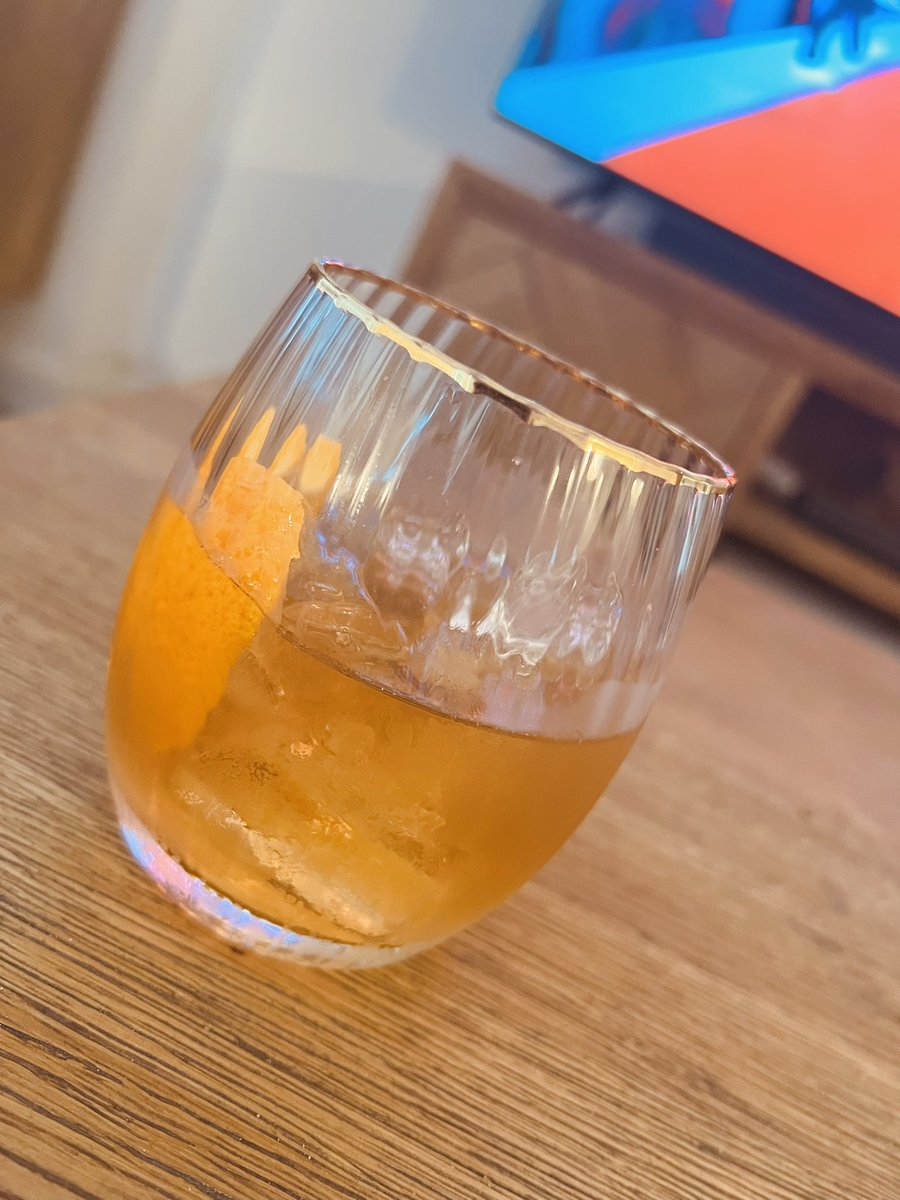 BMA_James_Steen's tweet image. After this week, I needed this. 🥃

#ShitWeek #OldFashioned #Bourbon #ElijahCraigSmallBatch