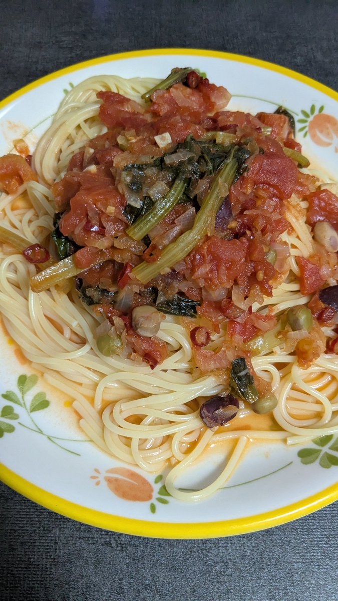 そして出来上がったシメのパスタ。Amen…