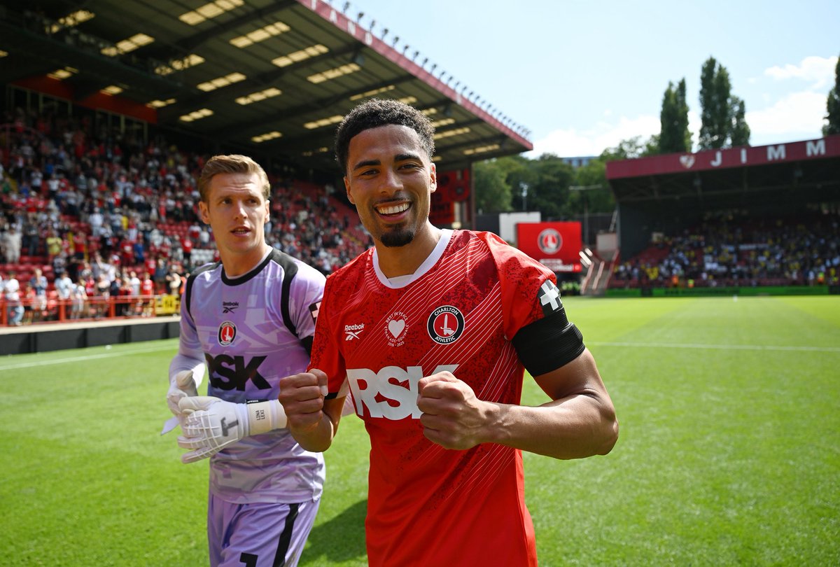 Wow <a href="/CAFCofficial/">Charlton Athletic FC</a> ❤️❤️❤️
Couldn’t have dreamt of a better debut! 94th-minute winner in front of the covered end. That moment was a true reflection of all the hard work the boys had already put in! Let’s keep it going.