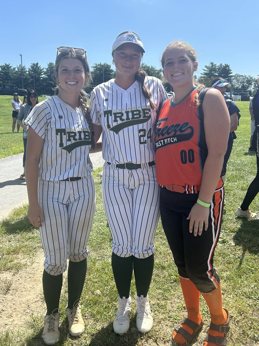 Hadleigh_13's tweet photo. I had a great time this weekend at the Maryland Black Ice Camp, which I got to do with a couple teammates (some not pictured)Thank you to all the coaches that gave me instructions. Can't wait to continue working. @VWUSOFTBALL @CoachKeithParr @CNUSoftball @lmaulden15 https://t.co/xZ2UTagEtU
