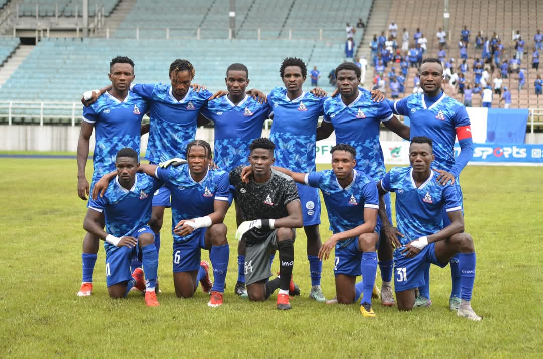 ralphcgeorge's tweet photo. #cafcldraw
Nigeria champions, @RemoStarsSC will take on Comoros side US Zilimadjou.
First leg in Ikenne and next faces Mamelodi Sundowns if they win.
@RiversUnitedFC plays Congo DR champions, JSK.
Winner will to face winner of AC Leopards, Congo vs Black Bulls, Mozambique. https://t.co/96HD3ahxtx