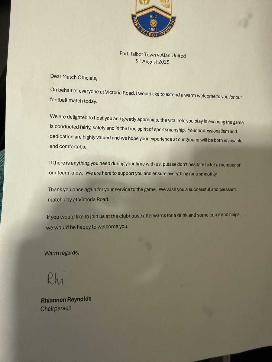 A nice touch from <a href="/PortTalbotTown/">Port Talbot Town FC</a> for the match officials today 👏🏻