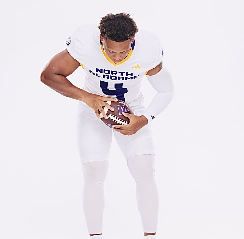 LT Sanders tweet media