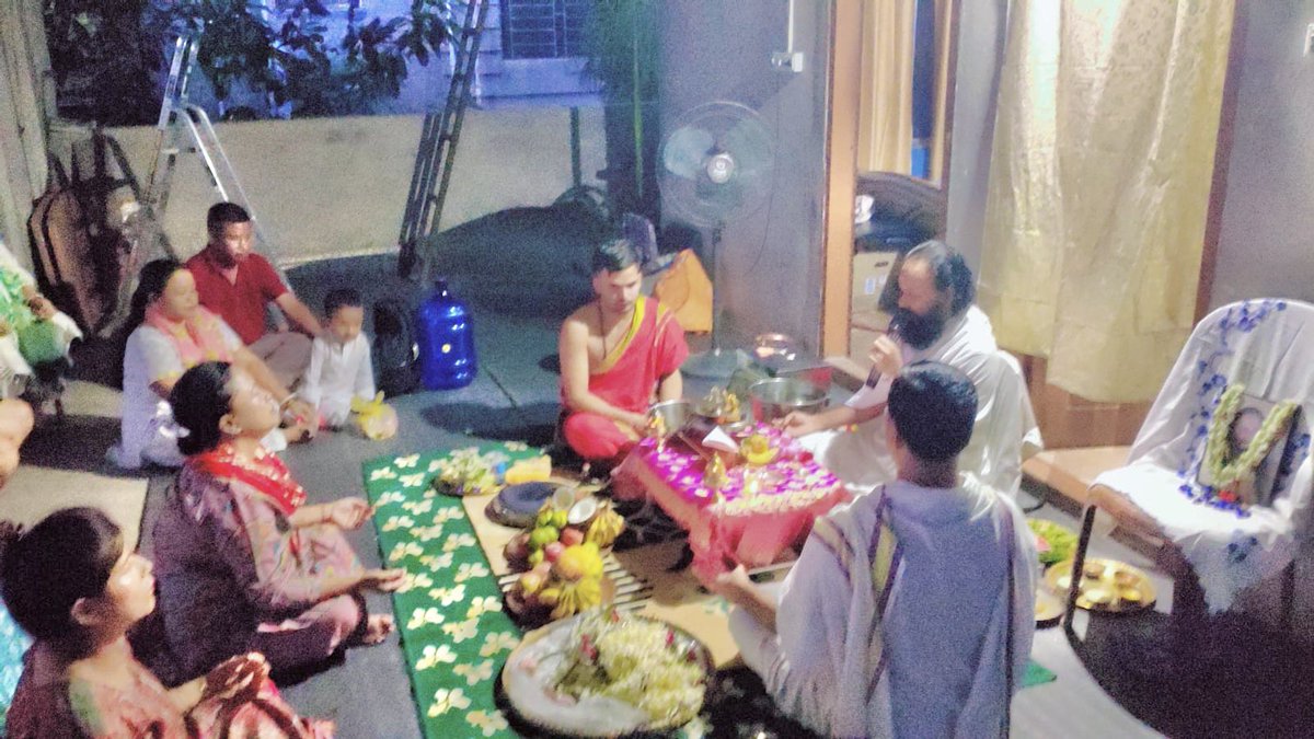 JGDSwamiji's tweet image. #ShravanRudraPuja today evening at #Siliguri #VDSBengal @Vaidicpujas