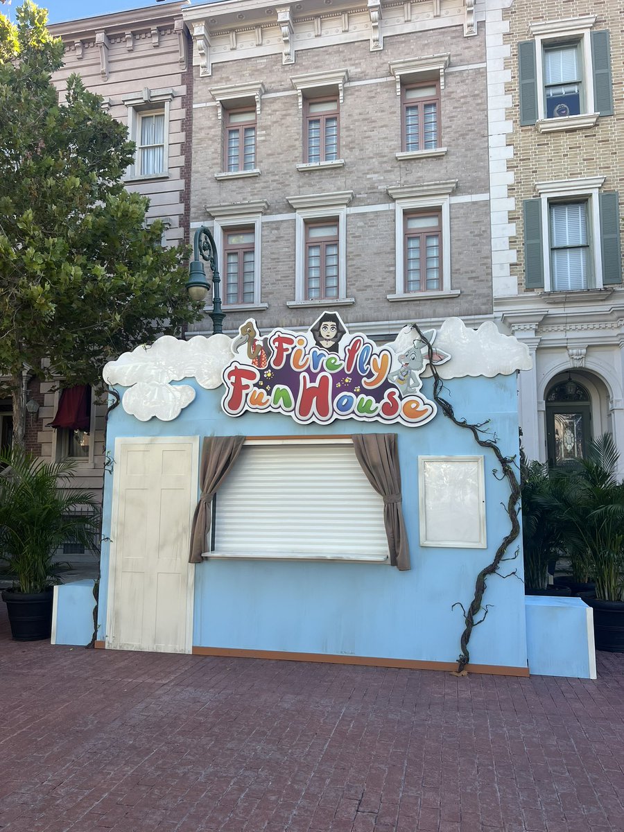 B14ck1ce's tweet image. I wanna go @WyattSicks
@WrestlingDazeYT #fireflyfunhouse 
@Windham6 @HorrorNightsORL