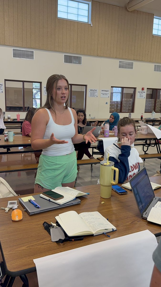 McWilliamsMike1's tweet photo. Teachers at Elsa England ES in @RoundRockISD embrace the challenge to ensure high level of learning for all students. They are committed to becoming a true PLC! 
@SolutionTree #atPLC https://t.co/hH25Xk6qm9