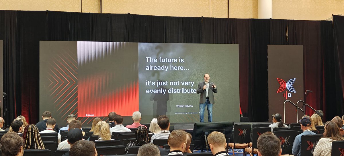 0xmauricio's tweet image. @eranbarak CEO of @shieldedtech keynote about @MidnightNtwrk and rational privacy at @RareEvo