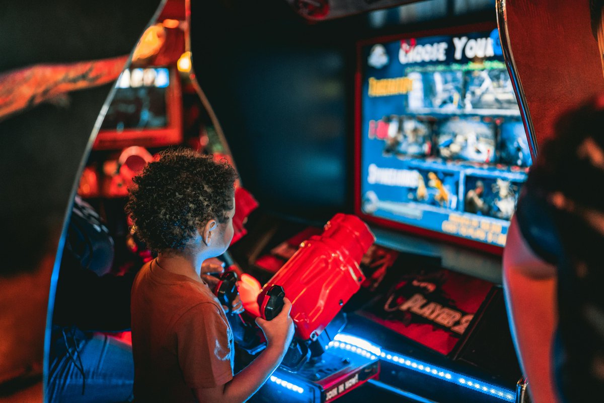 CanadaEscape's tweet photo. Beat the heat with indoor fun! Check out The Rec Room’s VR, Playdium’s go-karts, and more in Toronto. Stress relief awaits—full guide: [https://t.co/GyL9R2IBzY] 🎮🏎️ #BeatTheHeat #TorontoIndoorFun #GTAGetaways https://t.co/Efz9pwyZDi